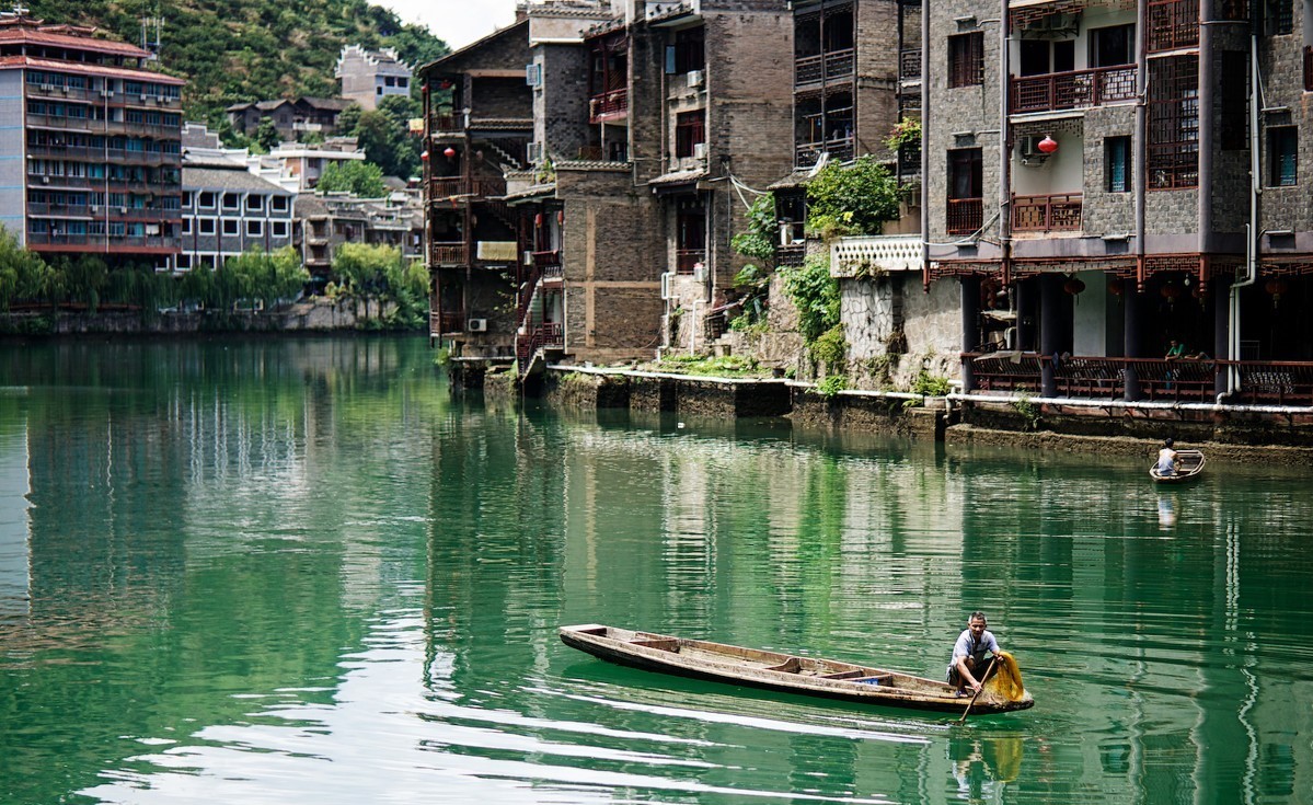 古鎮(zhèn)游玩，有一種說走就走的旅行