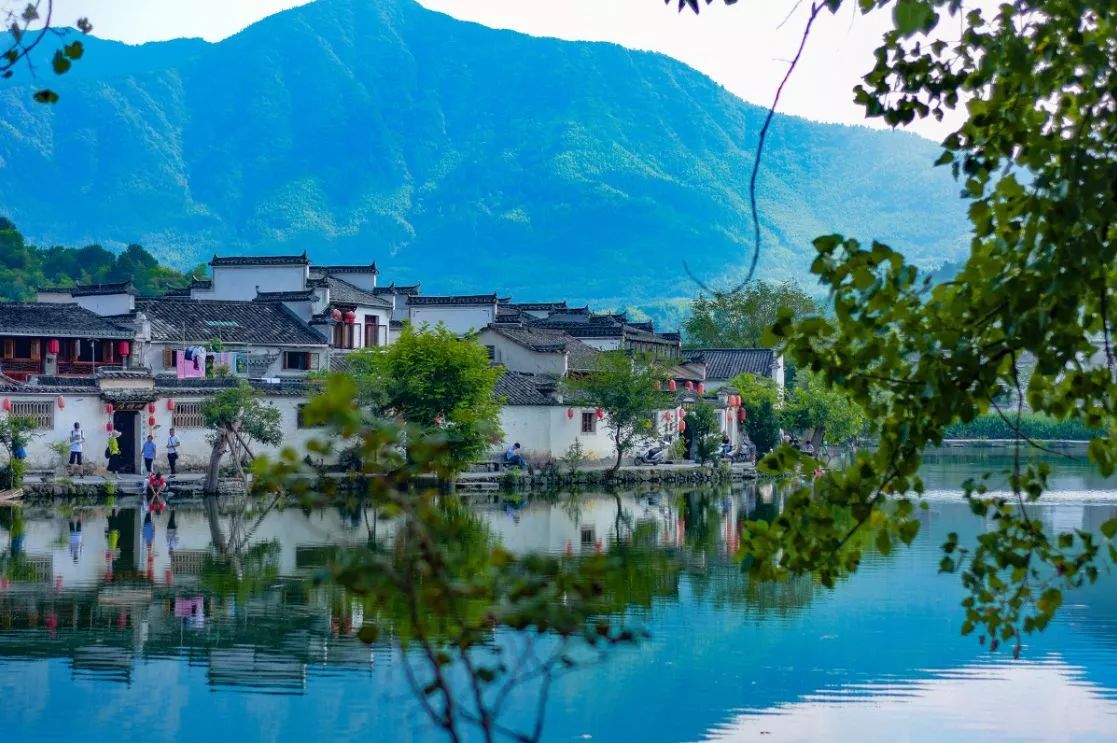 古鎮(zhèn)情懷：30個古鎮(zhèn)愿有人與你一起踏足！