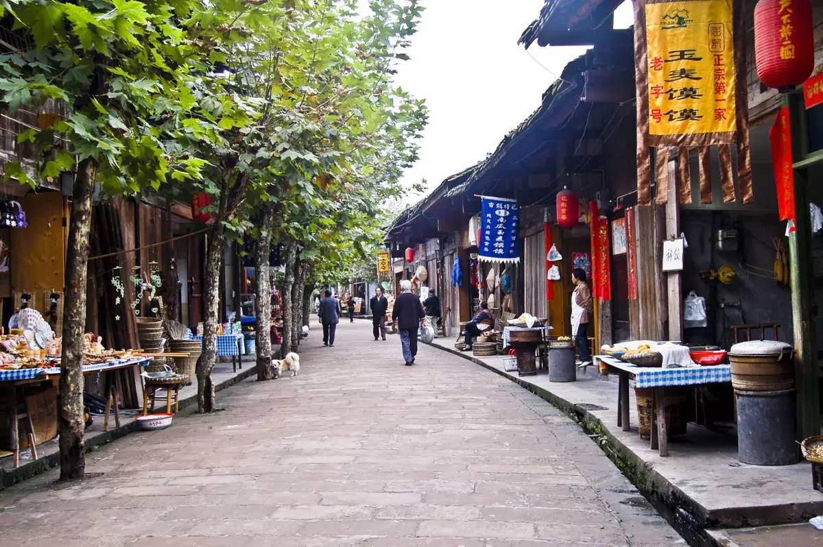 中國(guó)最適合私奔的10個(gè)古鎮(zhèn)：春暖花開旅途美麗！