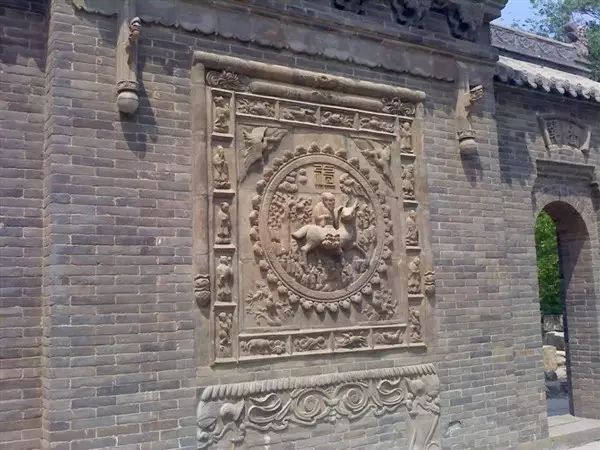 中國古建筑中的雕刻藝術(shù)，精美絕倫