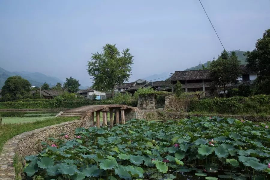 中國(guó)古建筑，千年古村不會(huì)消失但卻只剩下老房