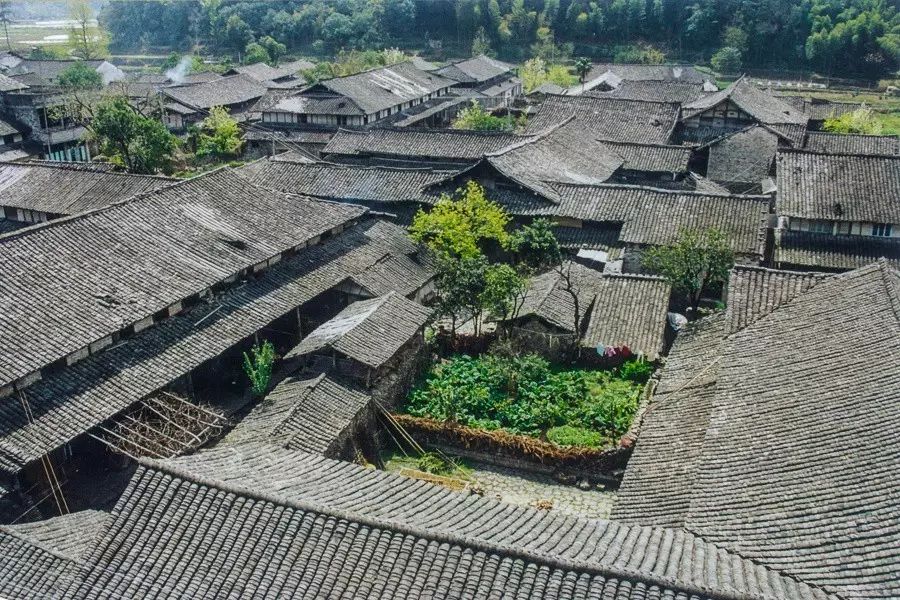 中國(guó)古建筑，千年古村不會(huì)消失但卻只剩下老房