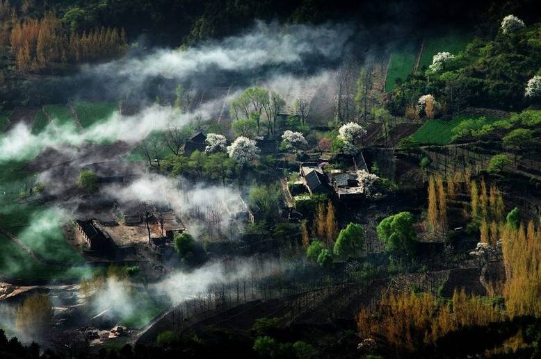 古建筑，一片瓦，遮風(fēng)擋雨