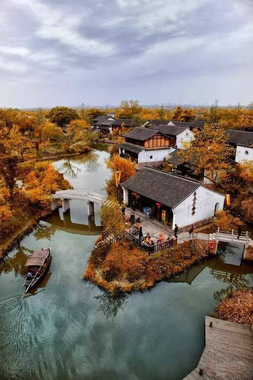 古建筑，一片瓦，遮風(fēng)擋雨
