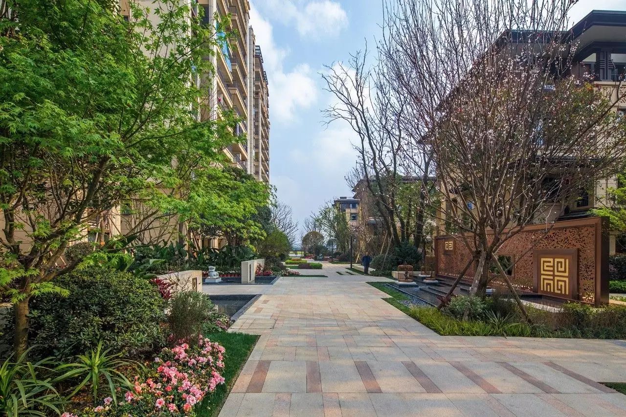 龍湖五維景觀·人文，歷史不說話全在建筑