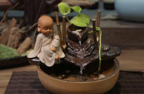 陶瓷創(chuàng)意流水?dāng)[件客廳噴泉,室內(nèi)假山的石材禁忌