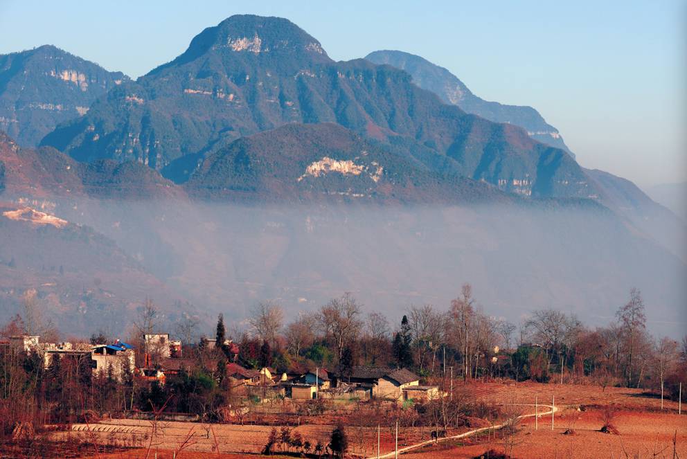 皇木鎮(zhèn)·壹間房，住進(jìn)云霧間愛上一座城