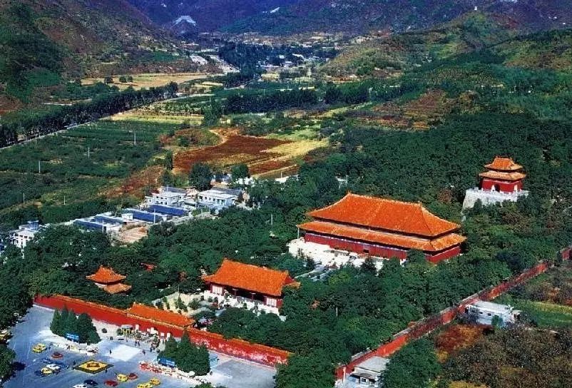 北京金岳臺(tái)溫泉酒店，承載著上個(gè)世紀(jì)的老磚樓