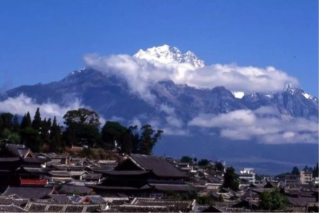 束河桃花塢，在茶馬古道浮生清閑陪父母慢慢變