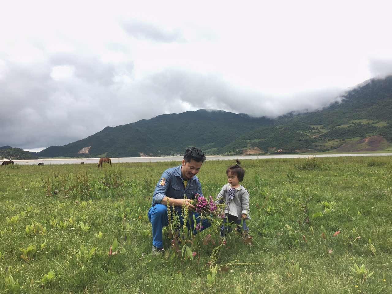 束河桃花塢，在茶馬古道浮生清閑陪父母慢慢變