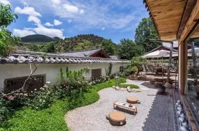 束河桃花塢，在茶馬古道浮生清閑陪父母慢慢變