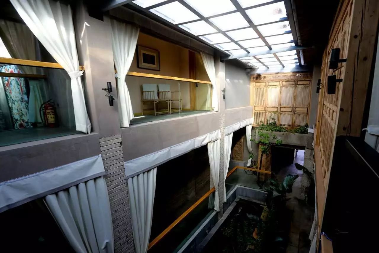 束河桃花塢，在茶馬古道浮生清閑陪父母慢慢變