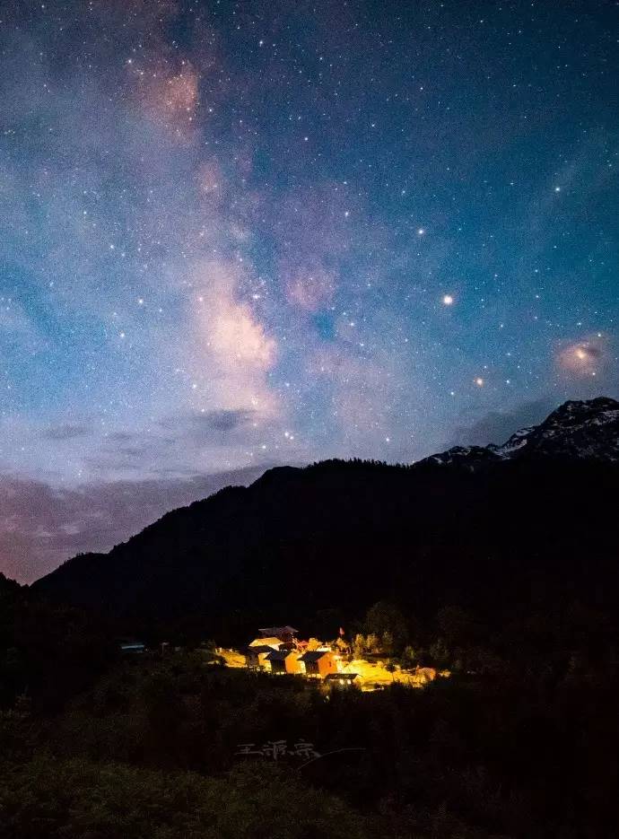 若丁山七號(hào)營(yíng)地，無(wú)數(shù)人向往的“星空露營(yíng)地”