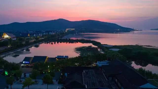 太湖邊壹灣別院民宿，邀你穿越回民國