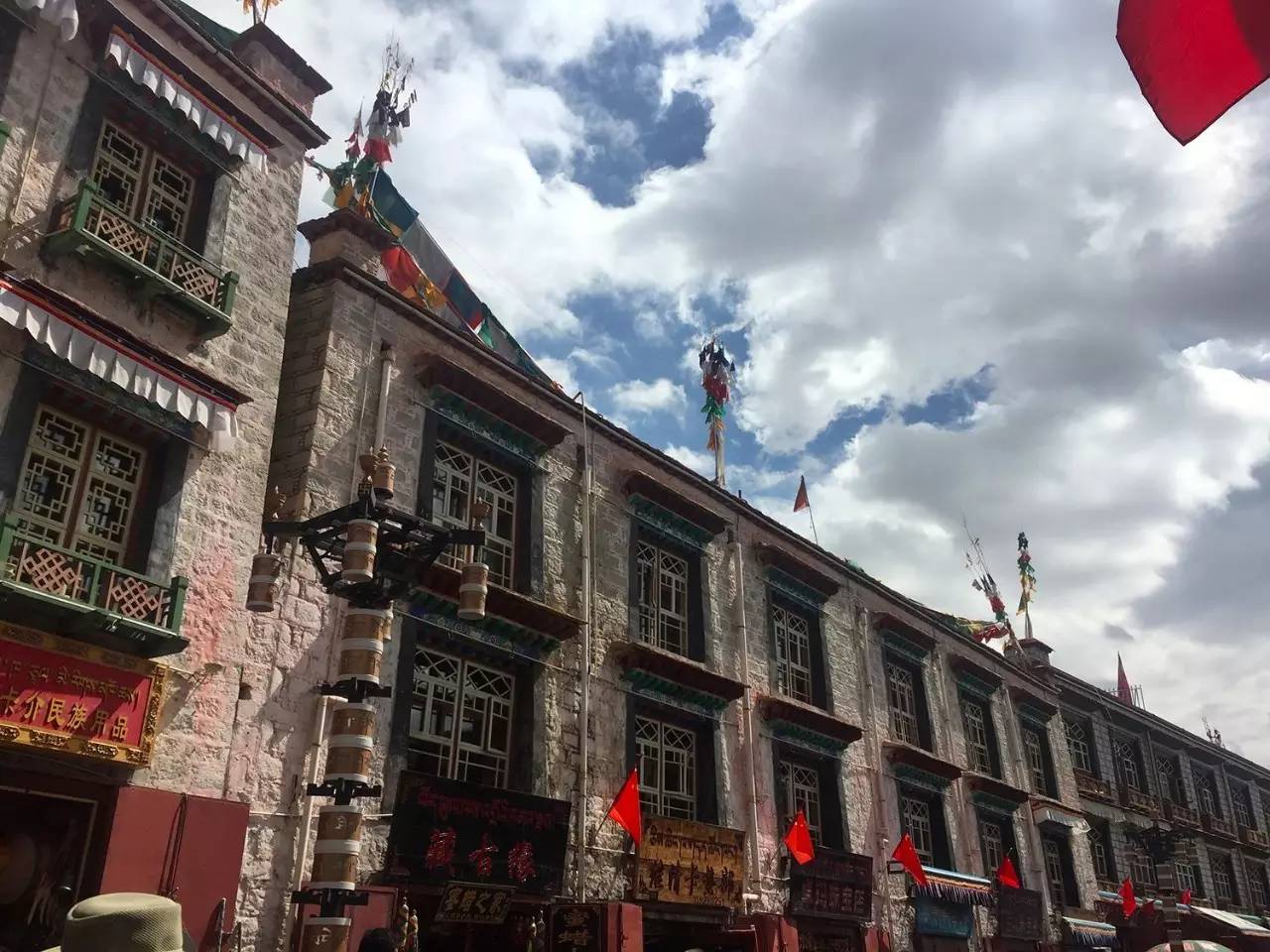 松贊拉薩曲吉林卡，用松贊的方式重走拉薩