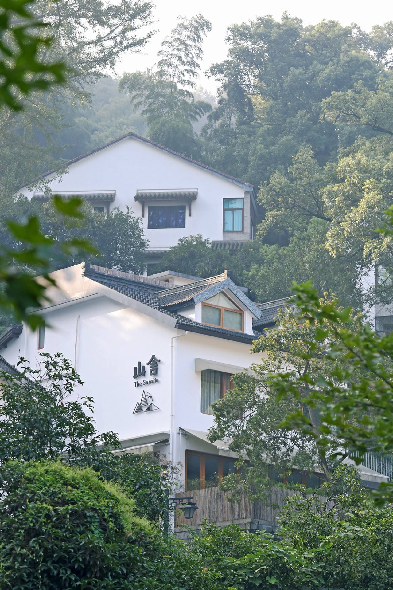 杭州山舍民宿，喝一壺茶聞桂花十里飄香
