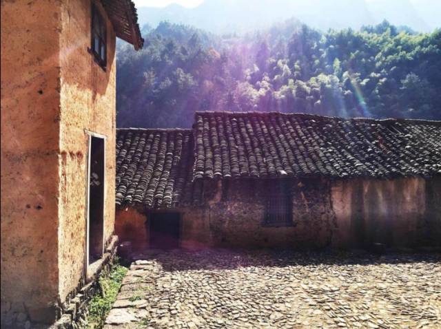 不舍·野馬嶺中國(guó)村民宿，樂(lè)在其中不忘初心