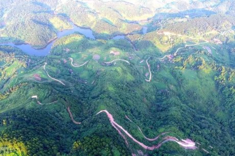 大來山樹屋民宿，喚醒古老村莊留住青山綠水