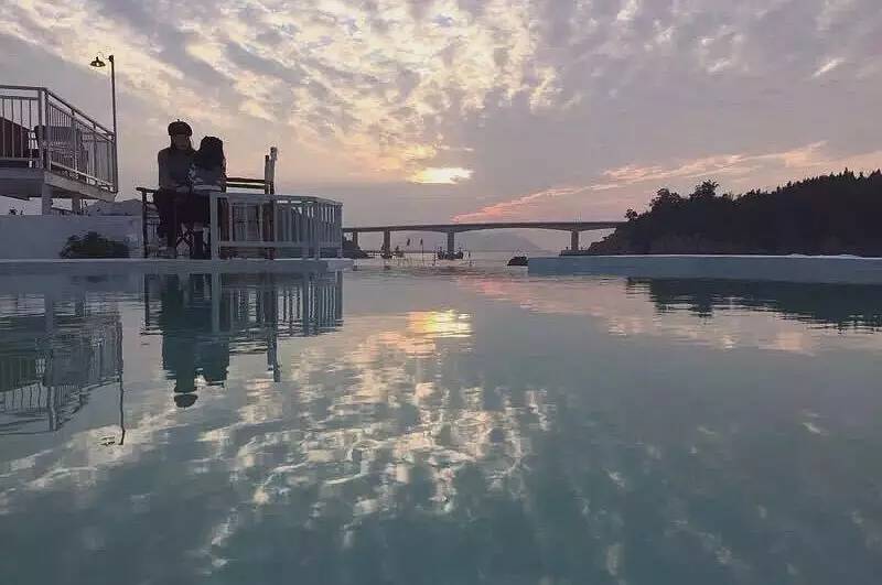 海天左舍，猶如撒歡在海與天的懷抱
