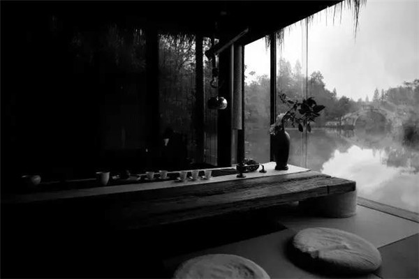 品茶牌佛之常用物，蒲團(tuán)