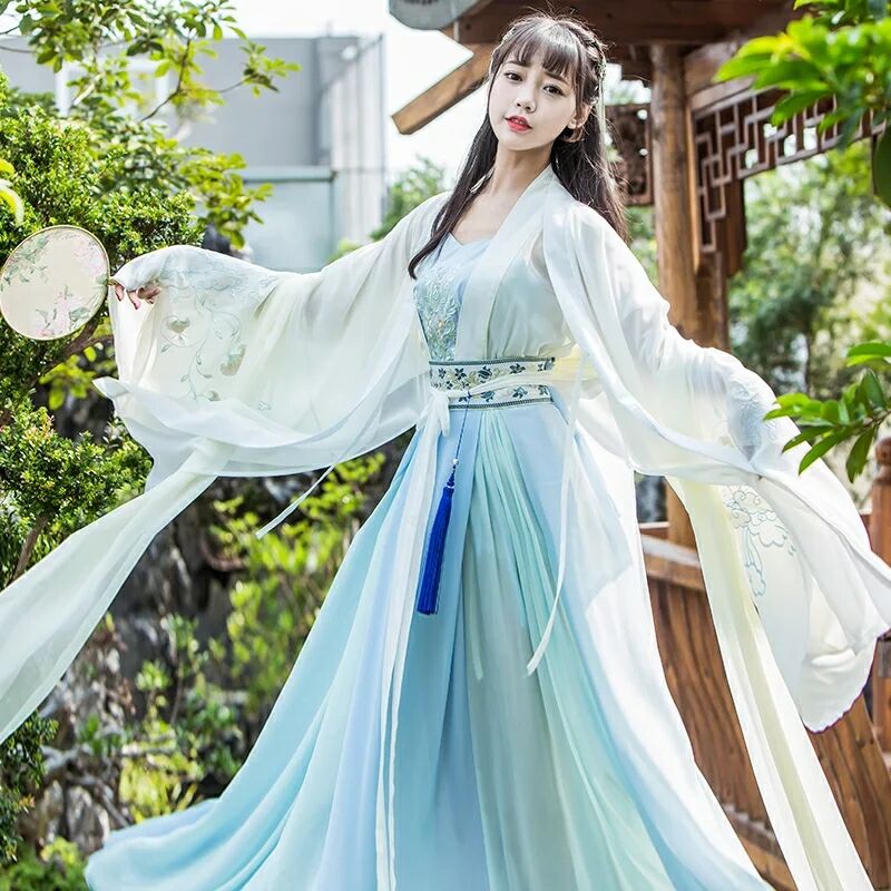 古風(fēng)淡藍(lán)仙女漢服，清新淡雅襦裙?jié)h服圖片