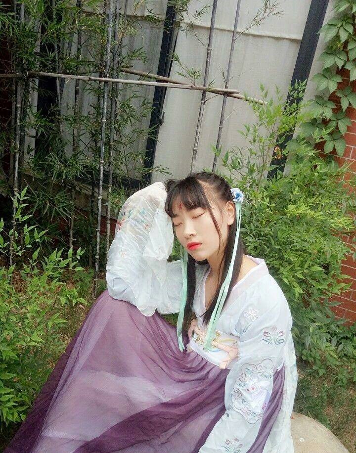 四款清新淡雅漢服，飄逸襦裙?jié)h服圖片