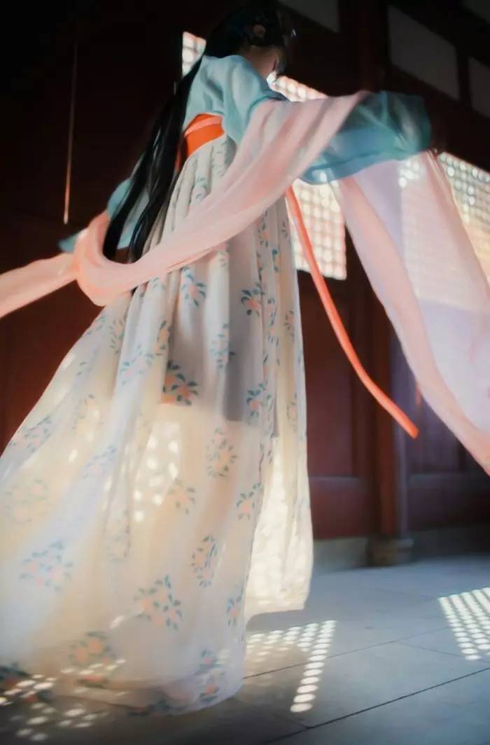 古裝漢服女襦裙，漢元素飄逸清新淡雅漢服