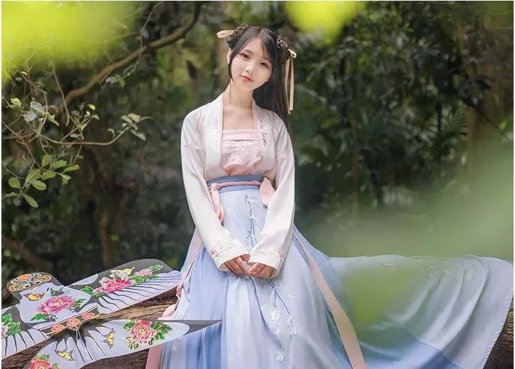時(shí)尚易逝，漢服永存