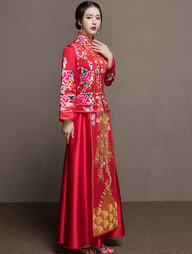 牡丹花新娘結(jié)婚禮服，金風(fēng)裙擺中式禮服