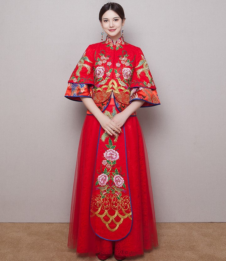牡丹花刺繡新娘禮服，精致唯美中式禮服