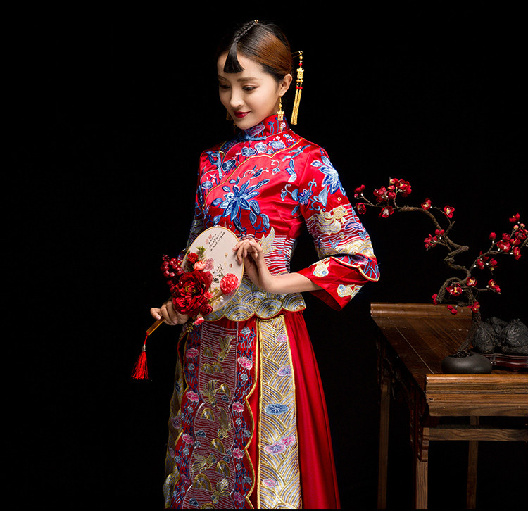 魚蓮嬉戲中式禮服，東方韻味新娘禮服