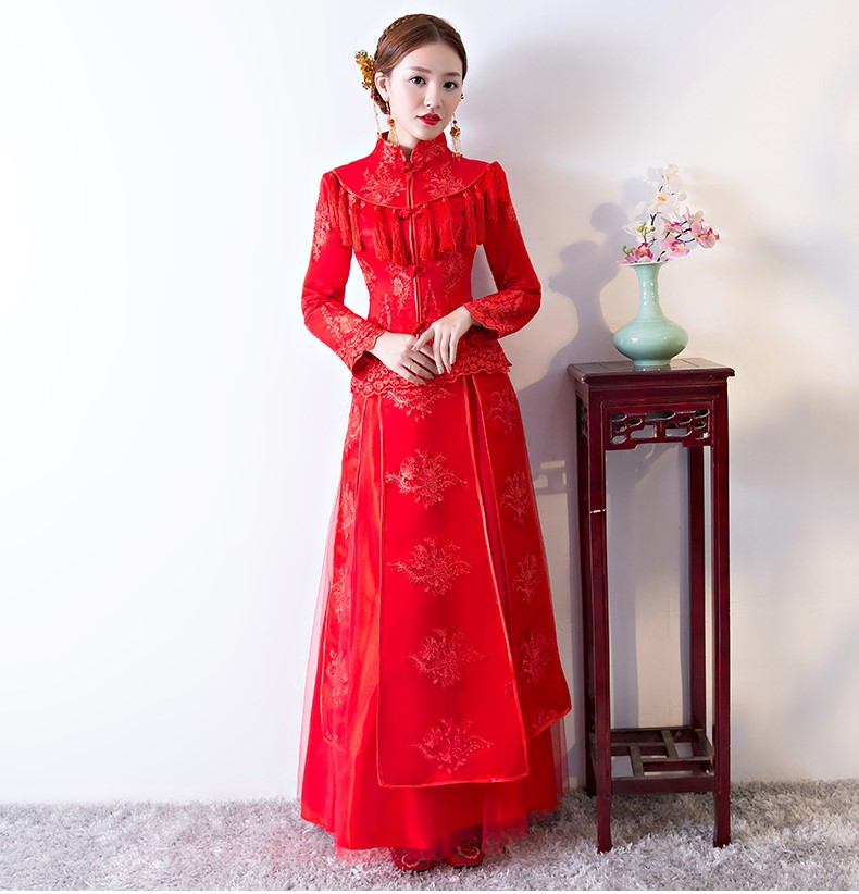 精致蕾絲花紋中式禮服，新娘結(jié)婚禮服