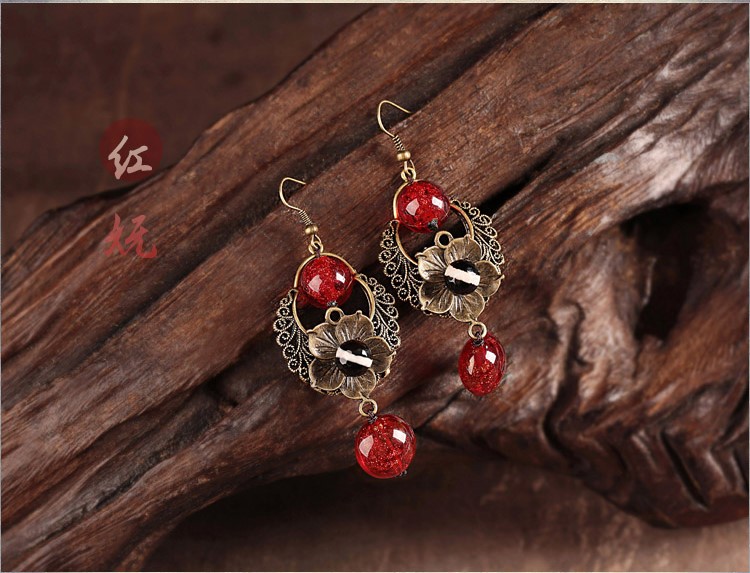 中國風紅琉璃古風耳環(huán)首飾