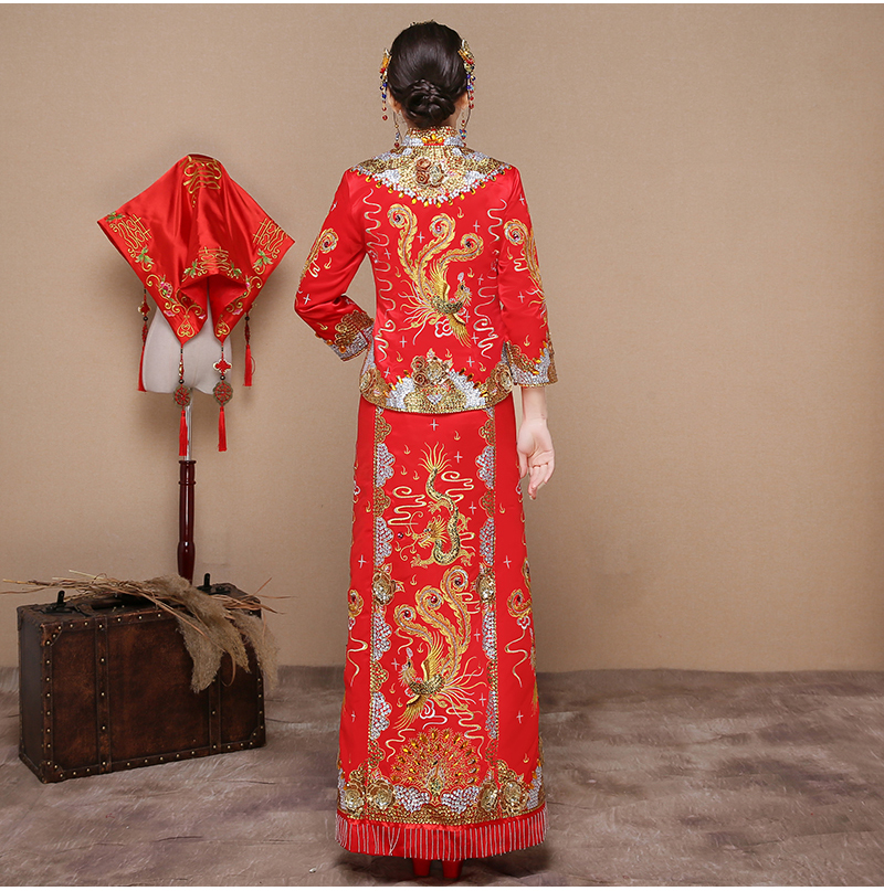 龍鳳之喜中式禮服，精致新娘結(jié)婚禮服
