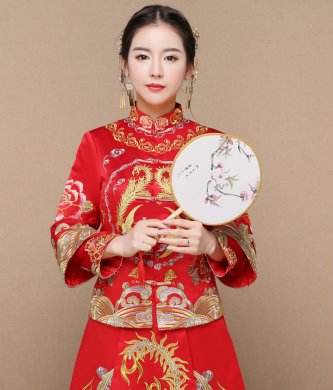 紅色龍鳳褂中式禮服，復(fù)古時(shí)尚中國(guó)風(fēng)新娘禮服