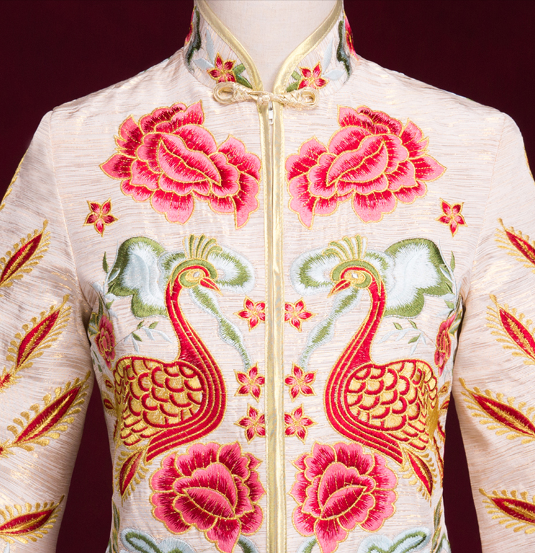 刺繡鳳凰白色中式嫁衣，結(jié)婚敬酒服旗袍修身