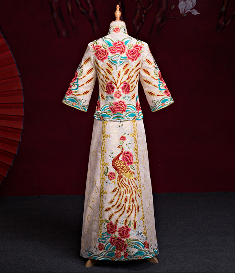 刺繡鳳凰白色中式嫁衣，結(jié)婚敬酒服旗袍修身