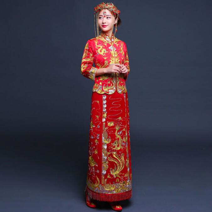 中國(guó)風(fēng)秀禾服新娘喜服中式禮服