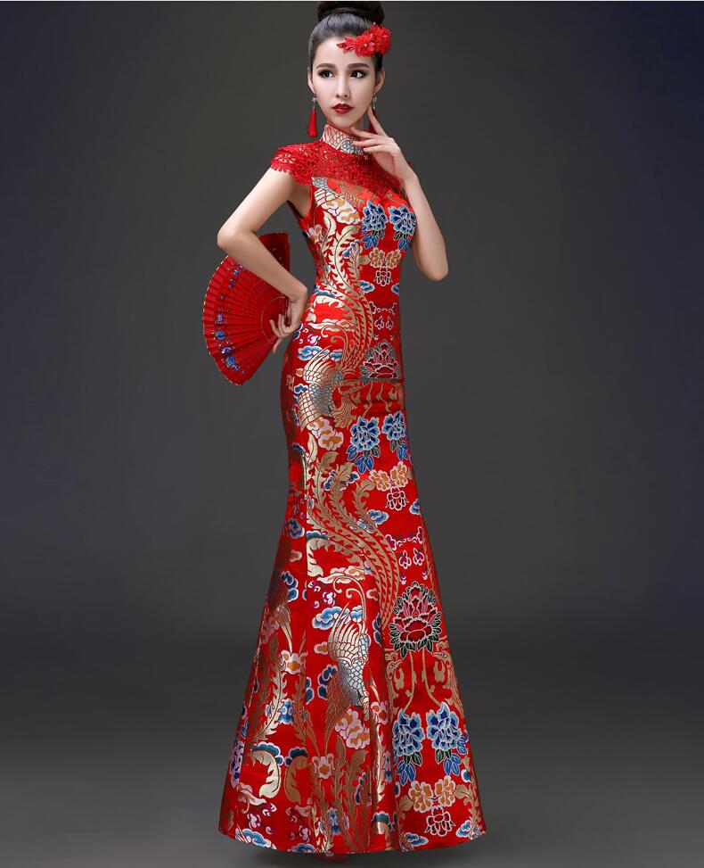 中國(guó)風(fēng)立領(lǐng)鏤空設(shè)計(jì)中式禮服圖片