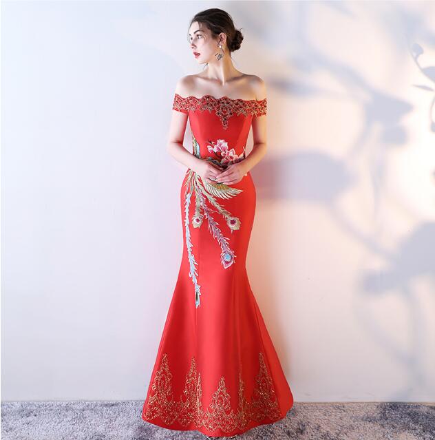 中國(guó)風(fēng)刺繡綁帶中式婚禮禮服