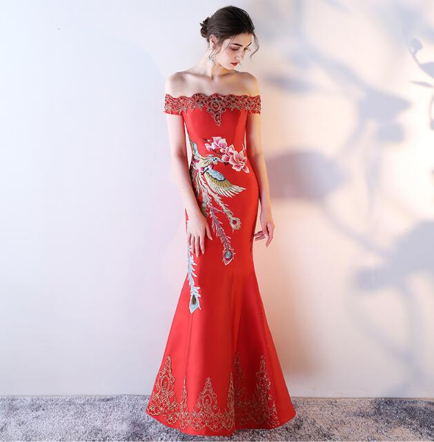 中國(guó)風(fēng)刺繡綁帶中式婚禮禮服