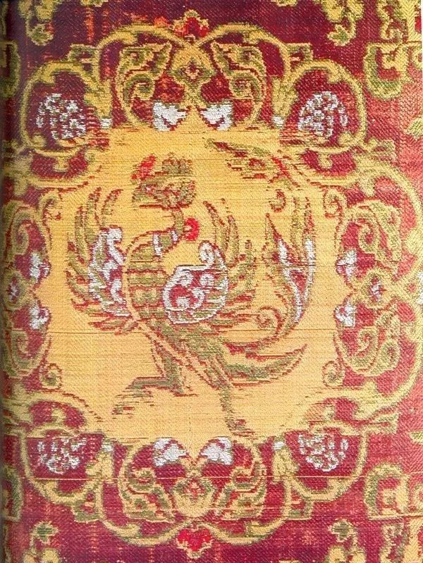 最華麗的傳統(tǒng)花布，《源氏物語》的中國絲織品