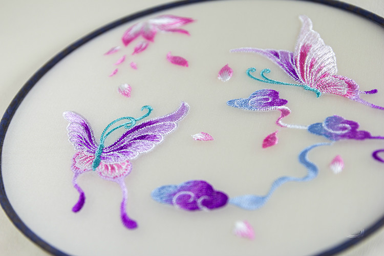 淡雅蝶舞刺繡團扇，淡紫復古繡花工藝扇子