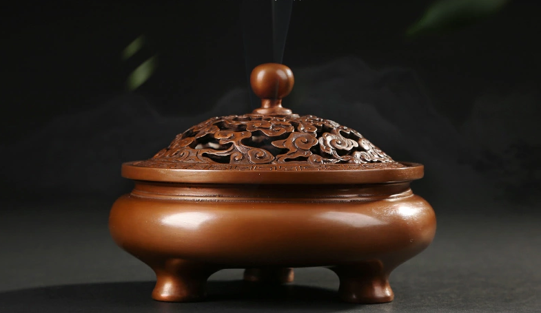 鏤空云紋熏香爐，仿古紫銅鏤空香爐