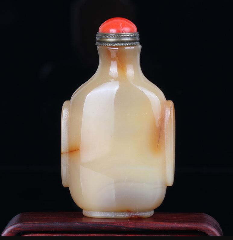 瑪瑙鼻煙壺，帝王心頭的玩物