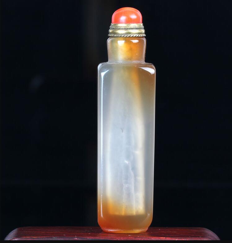 瑪瑙鼻煙壺，帝王心頭的玩物