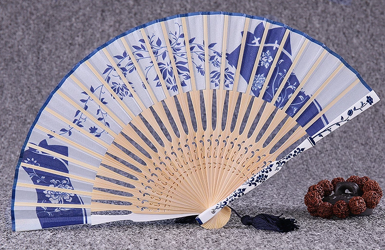 中國風(fēng)青花瓷古典真絲折扇