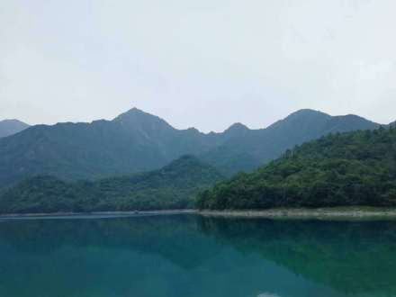 如詩如畫，恰似一幅山水風景圖