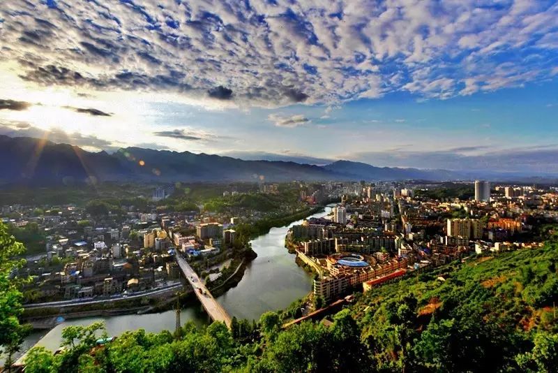 十處優(yōu)美的山水風(fēng)景，錦繡山河如詩(shī)如畫！