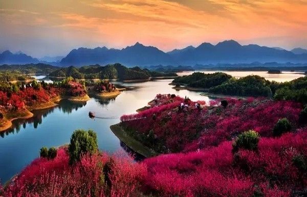 十條最適合自駕出游的中國風(fēng)景公路，一路美景